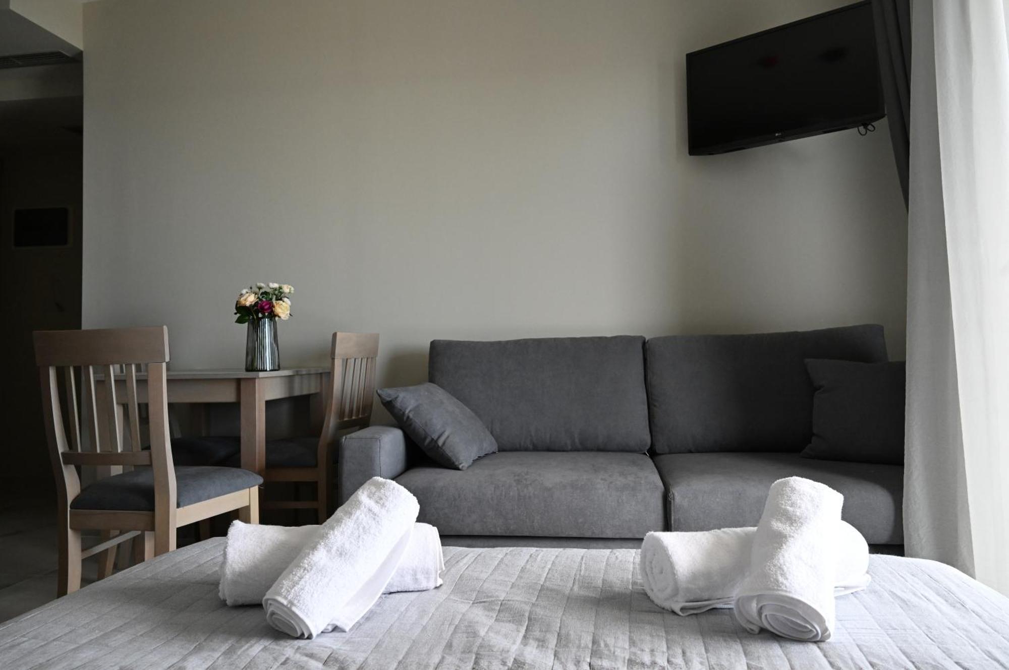 Alta Mare Aparthotel Néa Péramos Eksteriør bilde